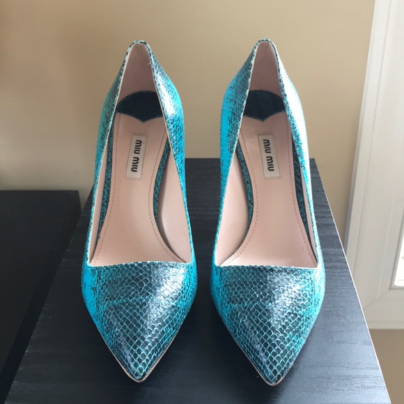 Miu Miu Python-Effect Pumps - Picture 3 of 11